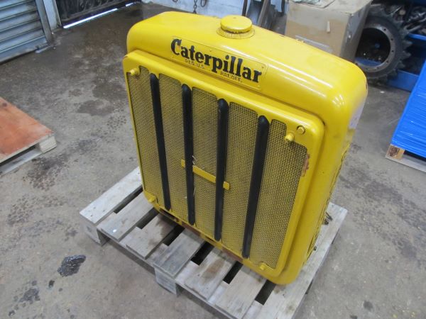Cat D2 J Model Radiator & Cowling