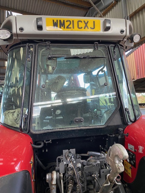 TC002516 MF5713S TRACTOR & FL3819 LOADER