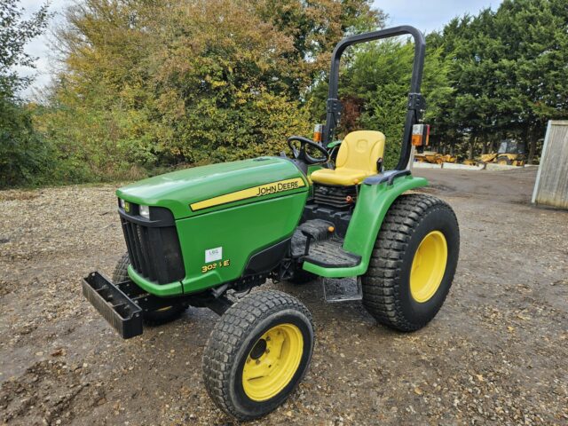 John Deere 3036E 4wd Compact Tractor