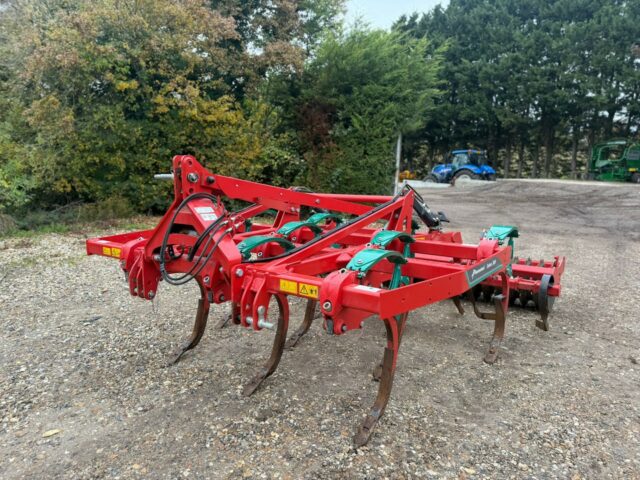Kverneland Enduro 3000 Cultivator