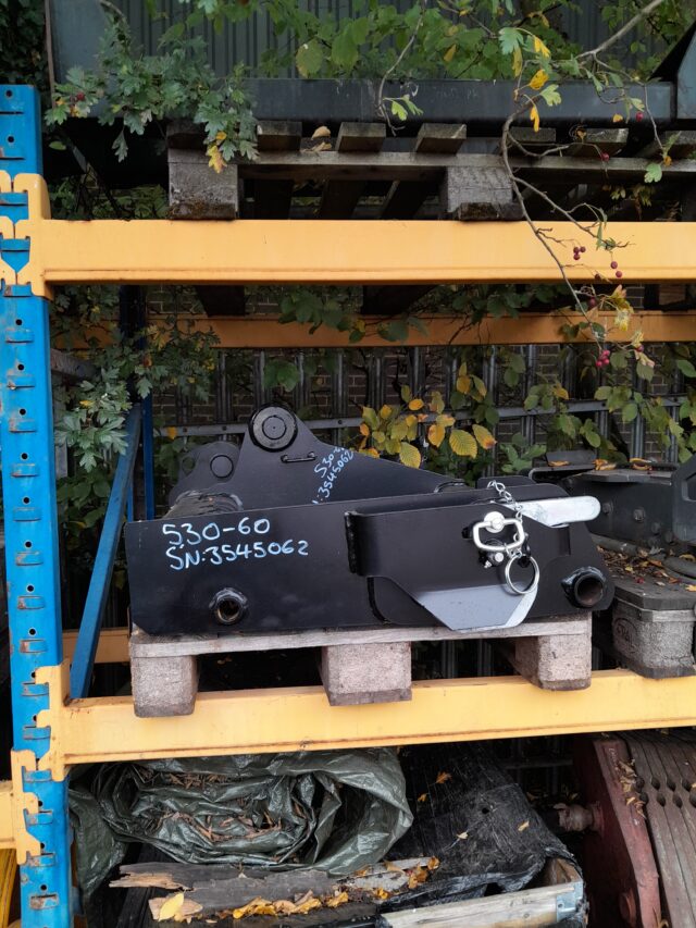 HM68240A JCB QFIT HEADSTOCK AND TINES