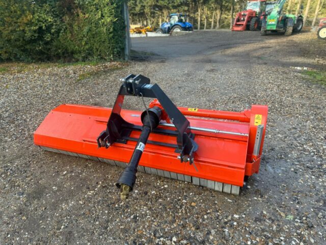 Kubota SE3250 Flail Mower