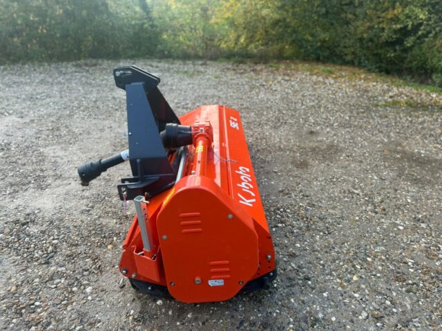 Kubota SE3250 Flail Mower