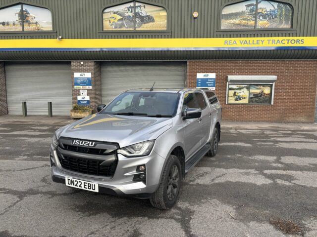 Lot 2050: Isuzu Double Cab Pick-up