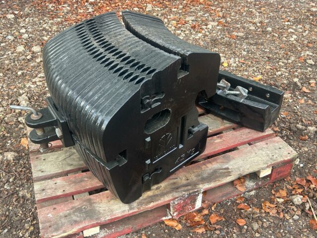 New Holland Front Weights 990kg