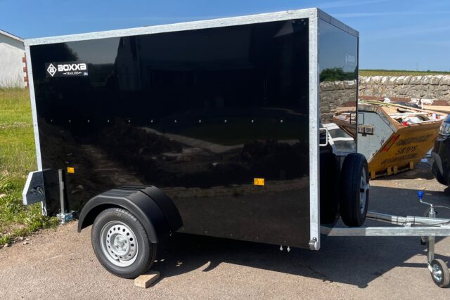 Boxxa Van Trailer 8’x5’x5′ Black/White