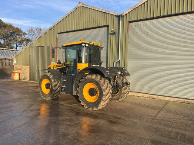 2021 JCB Fastrac 4220 Contractor Pro