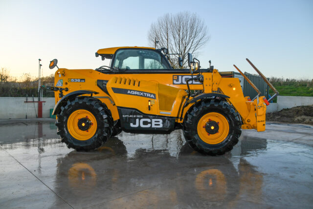 JCB 536-95 AgriXtra 2024