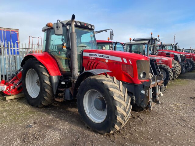 T6006395 2009 MF6480 TRACTOR