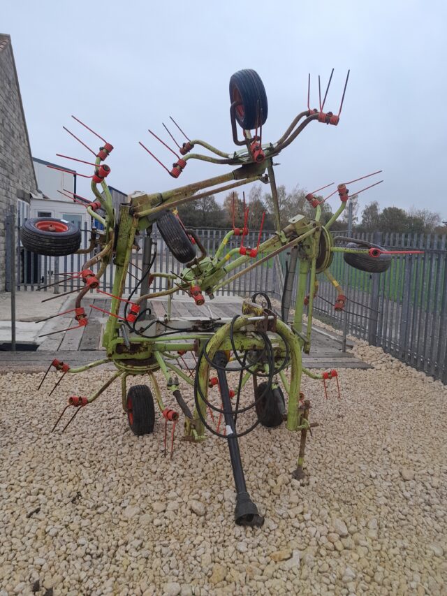 Claas volto 740hr 6 rotor tedder