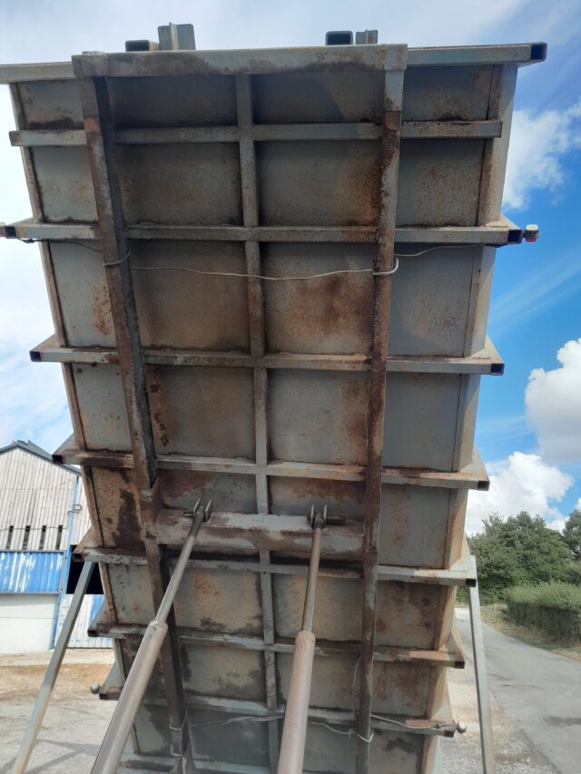 8 ton tipping trailer