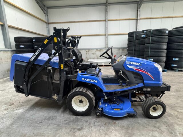 Lot 12: 2023 Iseki SXG324 Ride on Mower