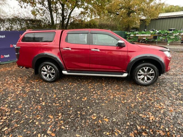 Lot 2: 2024 Isuzu D-Max DL40 Auto