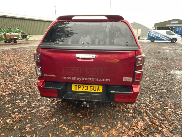 Lot 2: 2024 Isuzu D-Max DL40 Auto