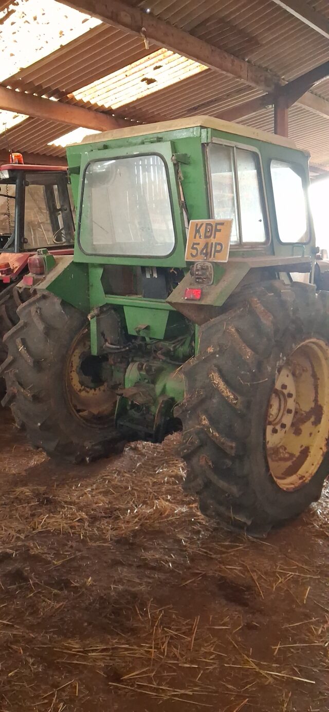 John deere 2130