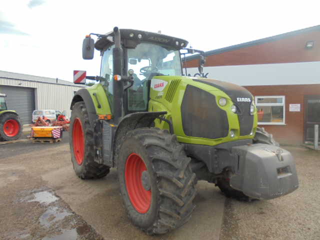 Claas Axion 830 CIS