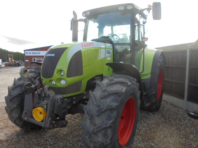 Claas Arion 630 CIS