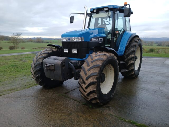 Ford New Holland 8770