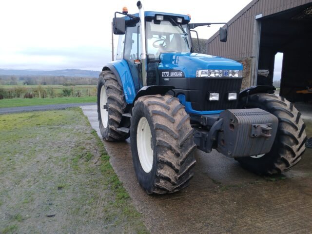 Ford New Holland 8770
