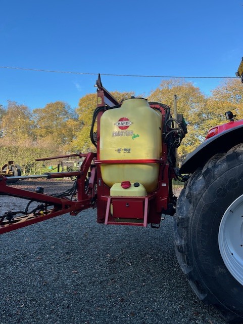 4M011679 2014 HARDI MASTER PLUS SPRAYER