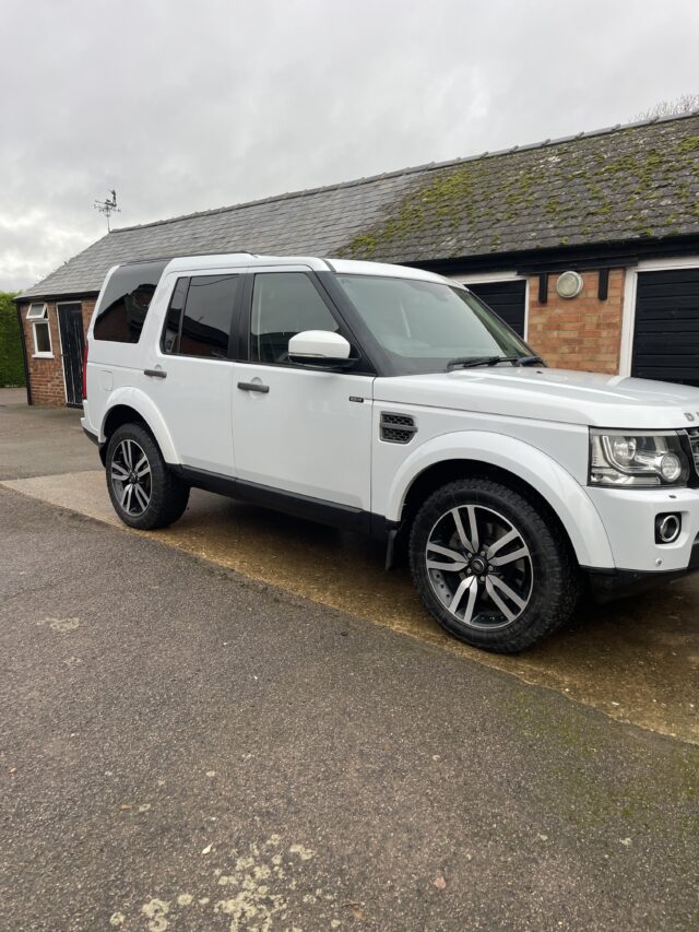 Land Rover Discovery 4