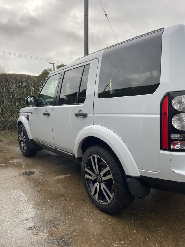 Land Rover Discovery 4