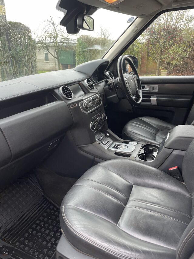 Land Rover Discovery 4