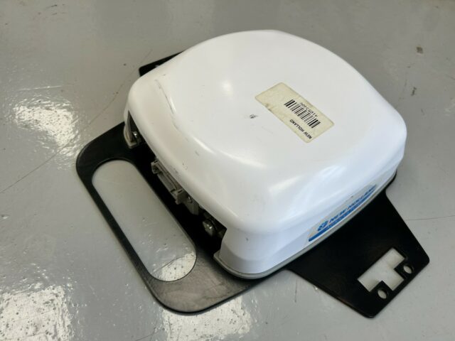 CNH LEVEL 3 AG392 RECEIVER AND NAV 3 CONTROLLER KIT