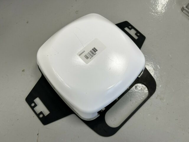 CNH LEVEL 3 AG392 RECEIVER AND NAV 3 CONTROLLER KIT