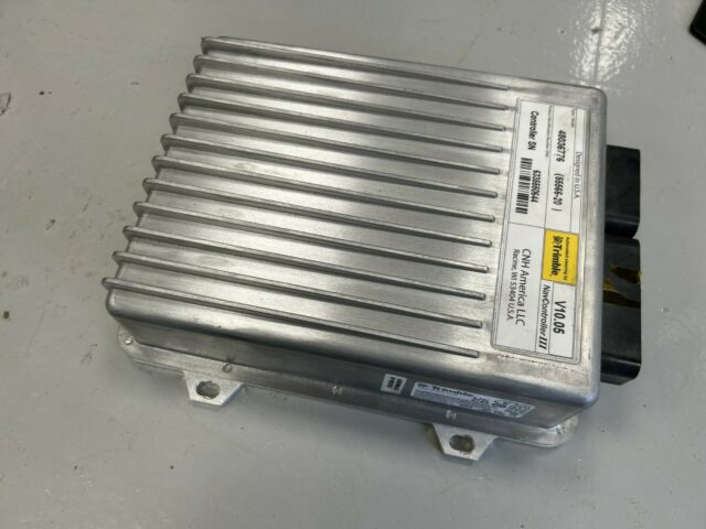 CNH LEVEL 3 AG392 RECEIVER AND NAV 3 CONTROLLER KIT