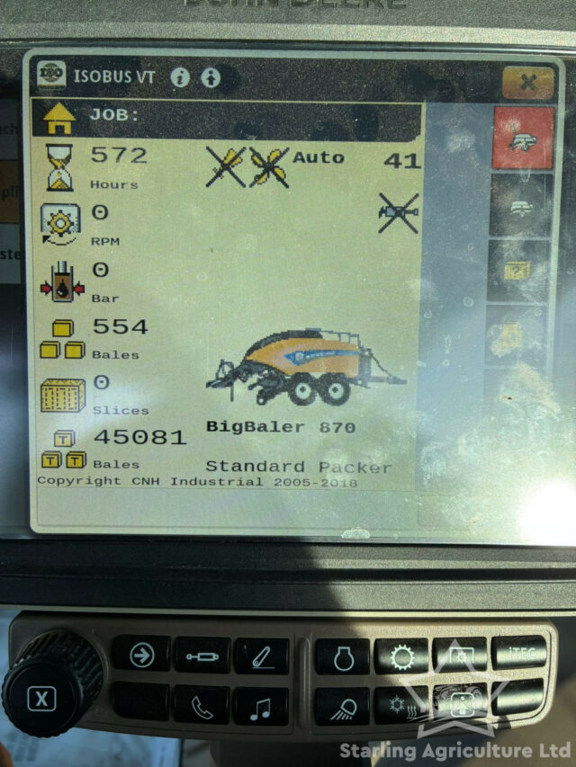 New Holland 870 80×70 Baler