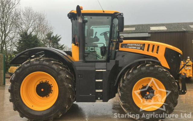 JCB 8330 Fastrac