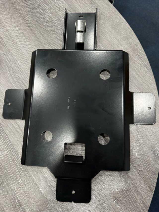 Navigation Controller 900 Roof Bracket