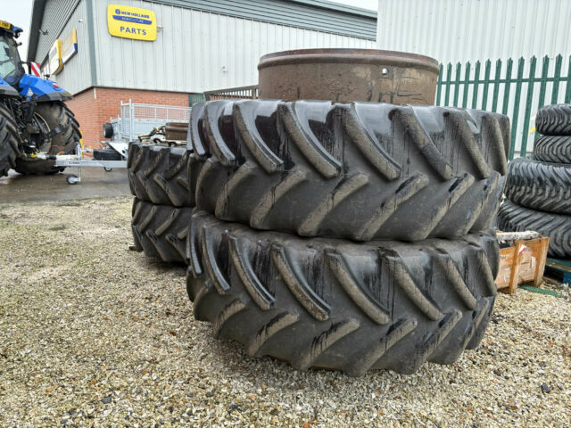 Full Set of Dual Wheels For Wheels