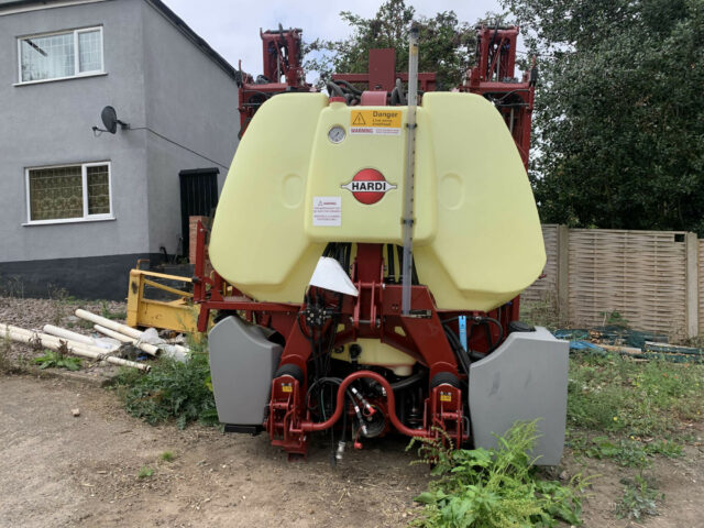 NEW Hardi Mega 1500 24 Metre Mounted Sprayer For Sale