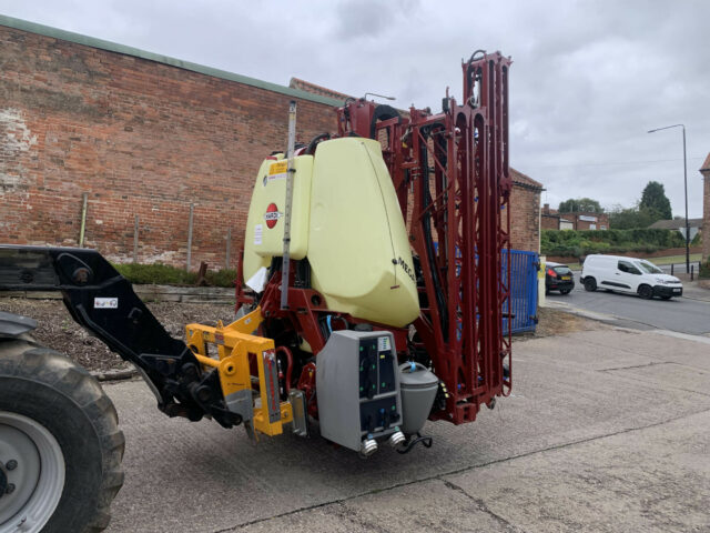 NEW Hardi Mega 1500 24 Metre Mounted Sprayer For Sale