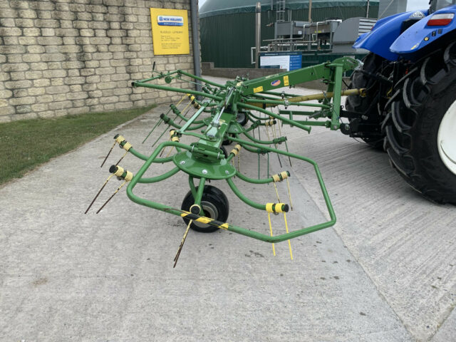 USED Krone KW5.52/4X7 4 Rotor Tedder For Sale