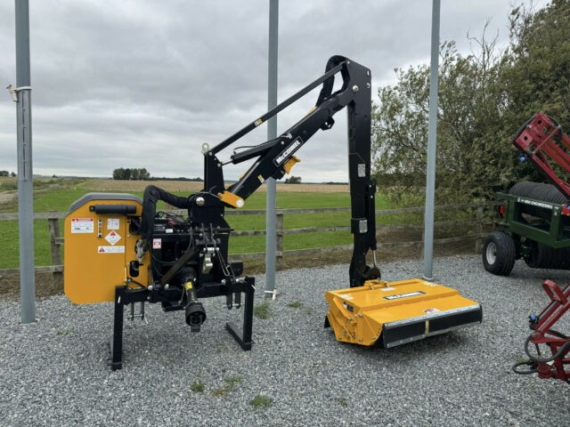 NEW McConnel PA6572T Hedgecutter For Sale