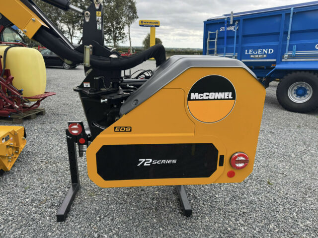 NEW McConnel PA6572T Hedgecutter For Sale