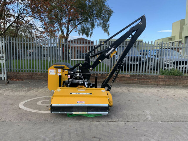 NEW McConnel PA6067 Hedgecutter For Sale