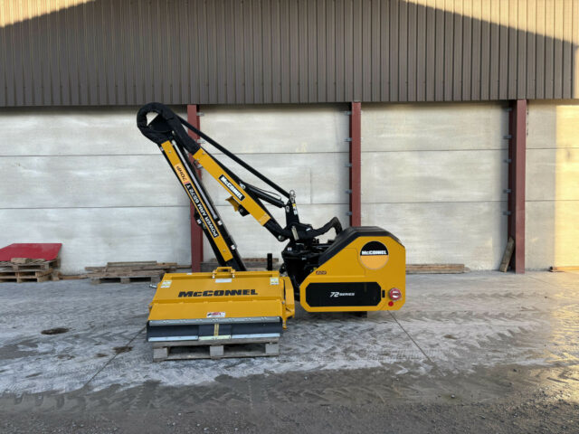 NEW McConnel PA6570T Hedgecutter For Sale