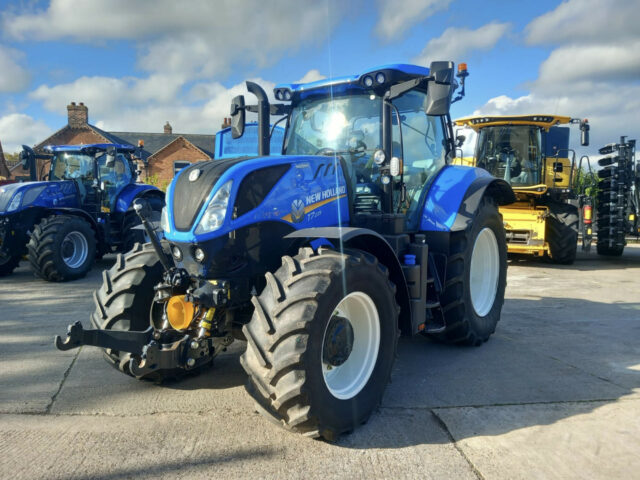 New Holland T7.225 Tractor For Sale
