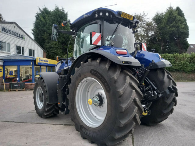 New Holland T7.300 Tractor For Sale