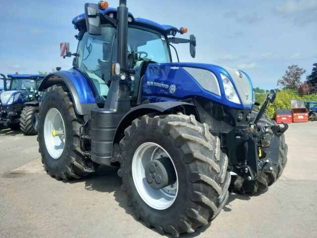New Holland T7.300 HD Tractor For Sale