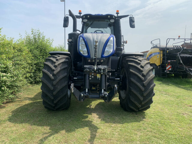 USED New Holland T8.435 Tractor For Sale