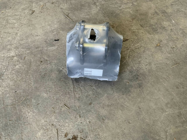 NEW Rhinox 12 Inch Bucket For Sale