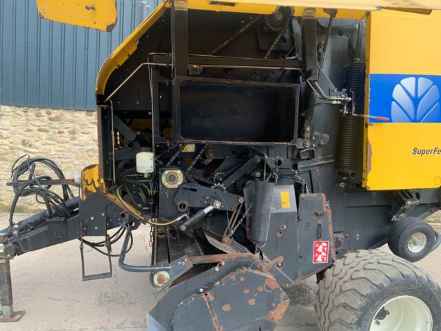 USED New Holland BR7060 Round Baler For Sale