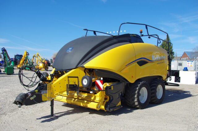 New Holland BB1290 +