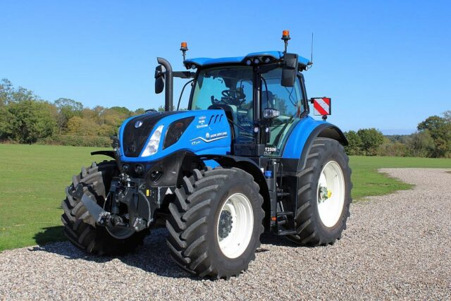 New Holland T7.270AC PLMI