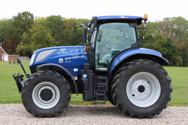 New Holland T7.225AC